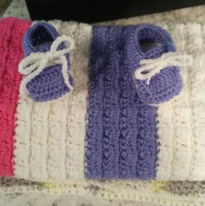 Crochet baby blanket and accessories