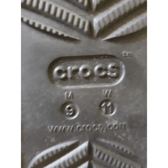 Crocs Sandals Black Silver Classic Cozzzy Glitter Straps Women 11 Men 9 Fuzzy