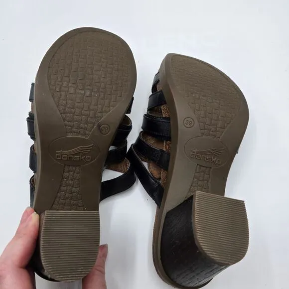 Dansko Dina black leather strappy chunky heels size 39 sandals buckle faux wood