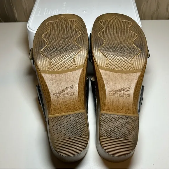Dansko Sophie Sandals Women's 40 US 9.5 Slides Black Leather Wedge 9841022200