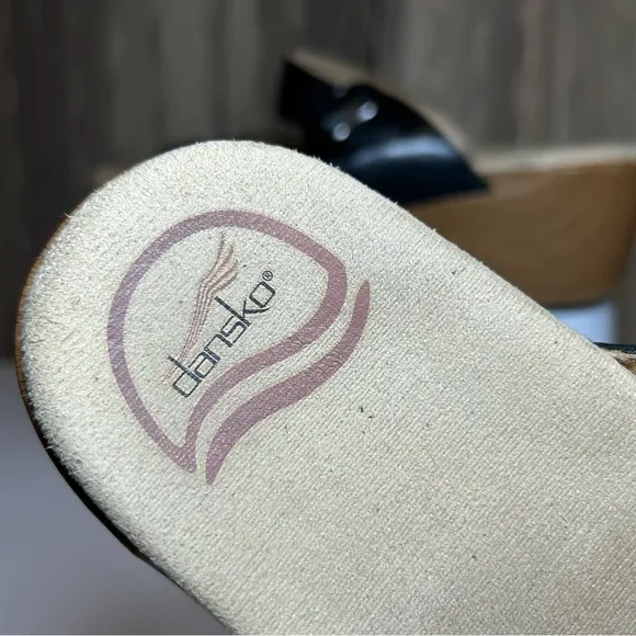 Dansko Sophie Sandals Women's 40 US 9.5 Slides Black Leather Wedge 9841022200