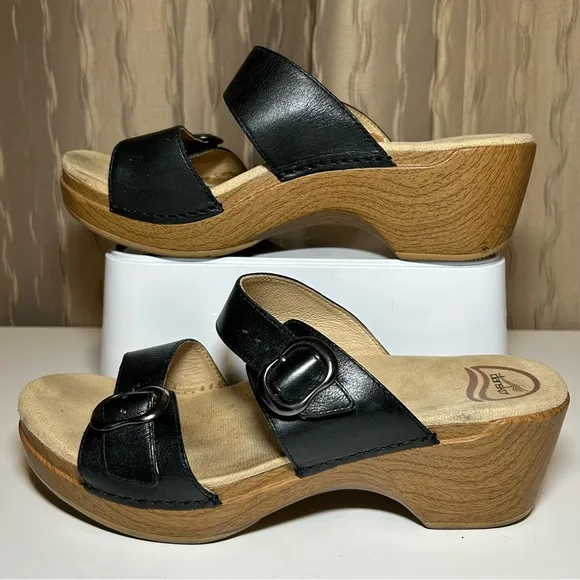 Dansko Sophie Sandals Women's 40 US 9.5 Slides Black Leather Wedge 9841022200
