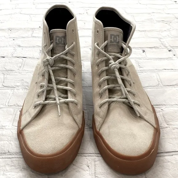 DC Shoes Manual Hi High Top Winterized Skateboarding Shoe