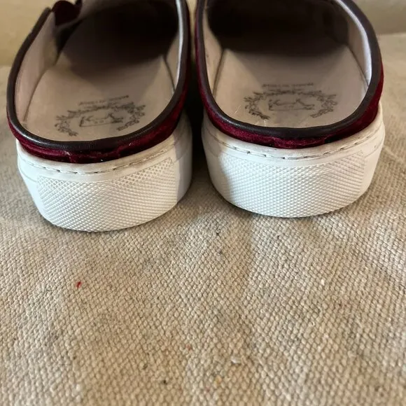 Del Toro Men's Red Velvet Embroidered Bull Slip-On Made In Italy Shoes Sz 10