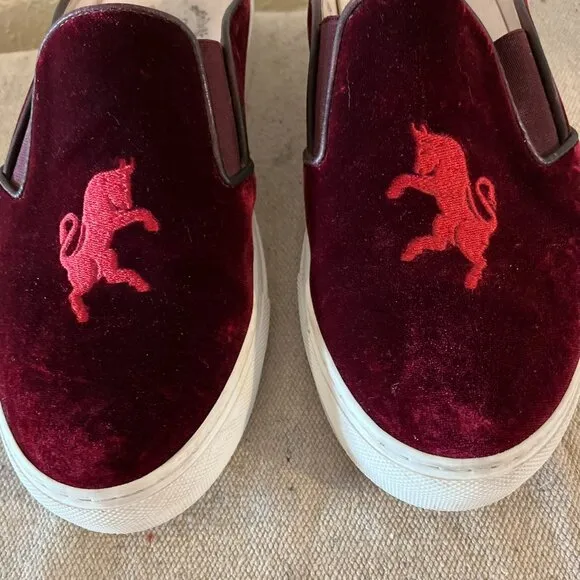 Del Toro Men's Red Velvet Embroidered Bull Slip-On Made In Italy Shoes Sz 10