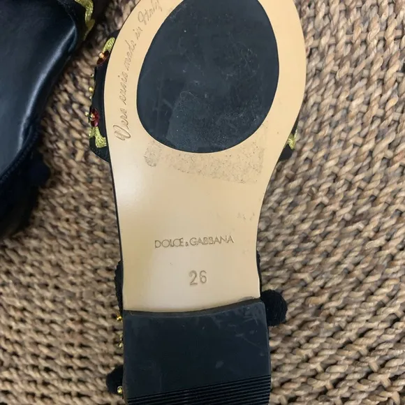 “DOLCE &amp; GABBANA ” sandals. Please READ the description! Size 26./9.5