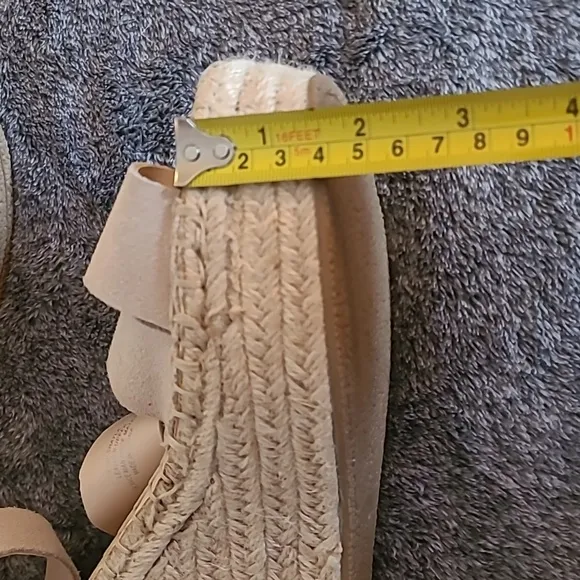 Dolce Vita shayla Espadrille Wedge sandals NWOT SIZE 9.5