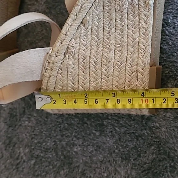 Dolce Vita shayla Espadrille Wedge sandals NWOT SIZE 9.5