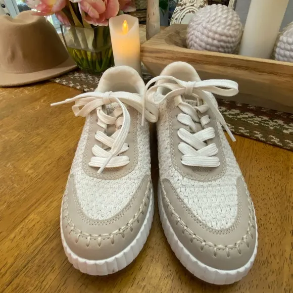 Dolce Vita Youth Shoes