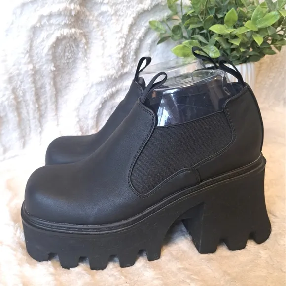 Dolls Kill Lamoda Black Platform Chunky Sole Shoes Goth Punk Over Lunch Size 8
