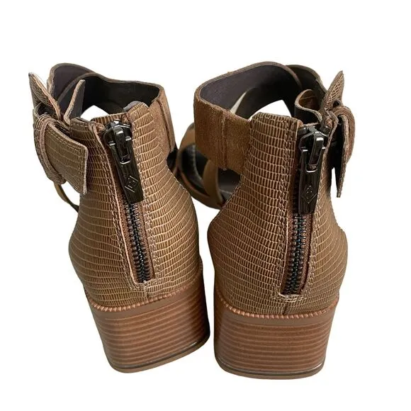 Donald Pliner Helen Sandals Size 9.5 Biscotti Beige Ankle Straps Calf Suede
