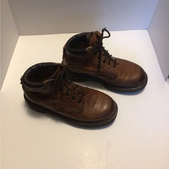 Dr marten size 5 brown high top leather upper air cushion shoes made in England