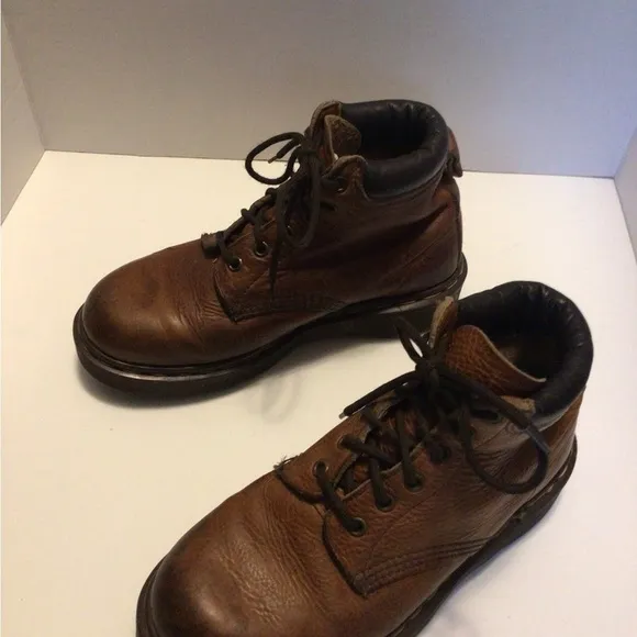Dr marten size 5 brown high top leather upper air cushion shoes made in England