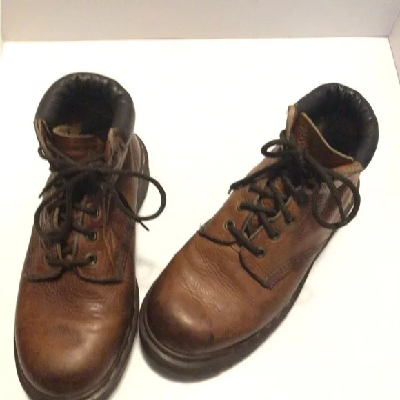 Dr marten size 5 brown high top leather upper air cushion shoes made in England