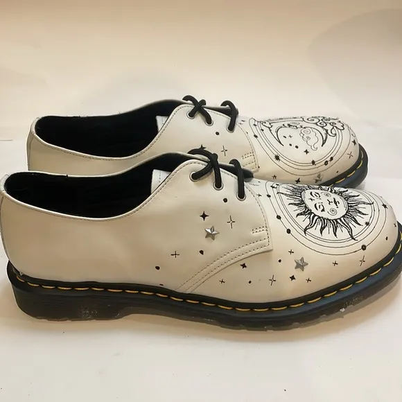 Dr martens 1481 cosmic shoes new without tag