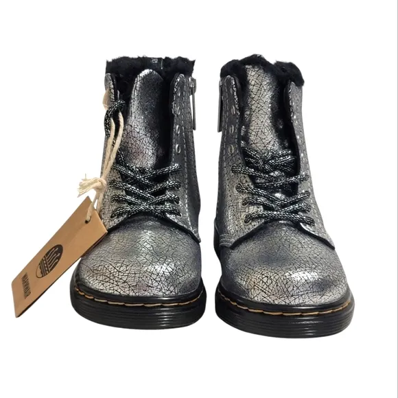 Dr Martens Boots Metallic Silver Foiled Leather Lace Up Fur Lined Shoes Kids 8