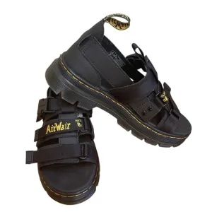 Dr. Martens PEARSON SANDALS Mens/Womens US Size 7 (women) EU 38 Black NEW