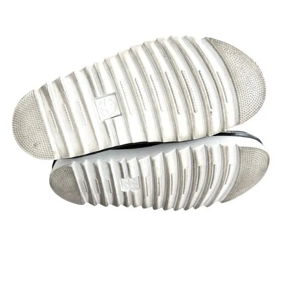DR. MARTENS | Voss Leather Strap Sandals