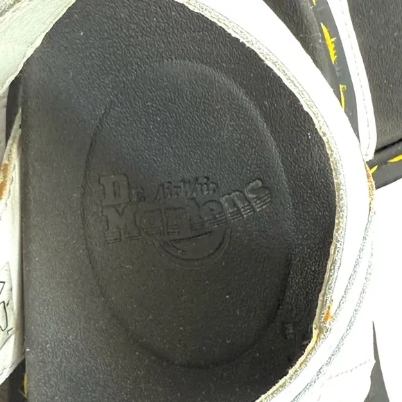 DR. MARTENS | Voss Leather Strap Sandals