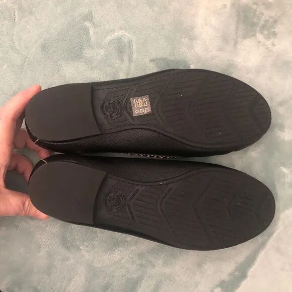 Driver Club USA Womens Moccasin Size 10 Loafers Black /Tan stiching