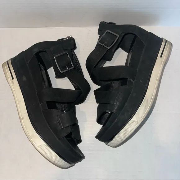 Eileen Fisher Boost Wedge Black Platform Sandal Sz 7.5