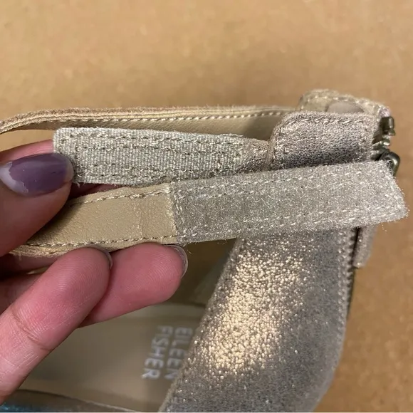 Eileen Fisher Sandals Straps Gold Sparkle Size 7.5