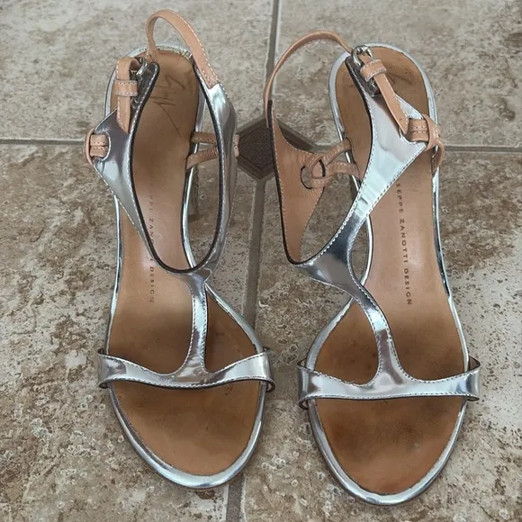 Elegant Silver Women's Sandals