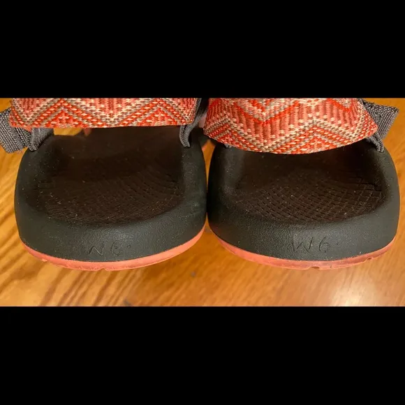 EUC Chaco Sandals