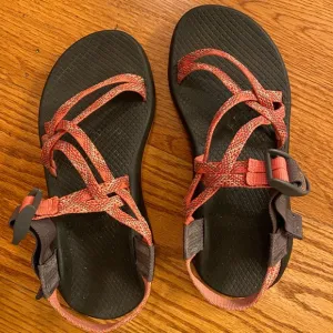EUC Chaco Sandals