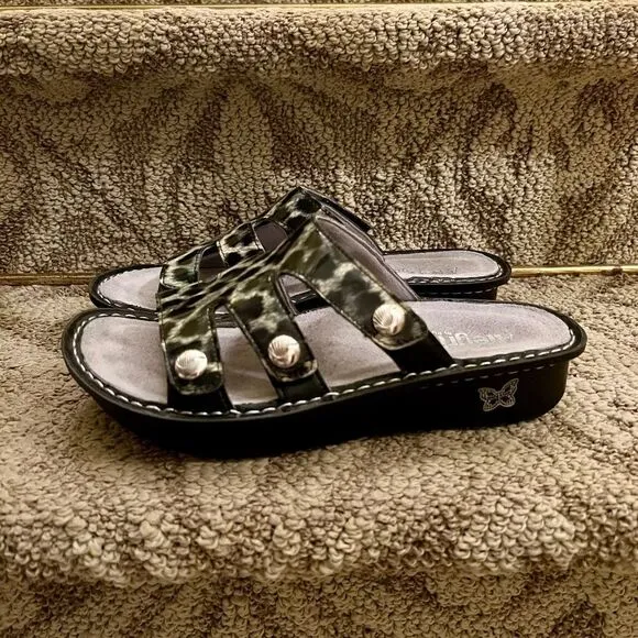 EUC Women's Alegria Dinah Black Gray Leopard Cheetah Print Sandals 40  9.5 - 10
