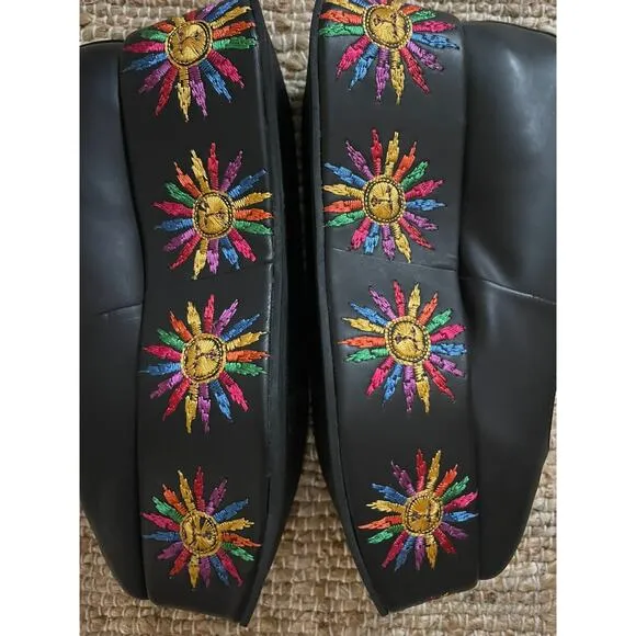 Farm Rio sz 7 Black Platform Mary Jane Ballerina Embroidered Chunky Heel Shoes