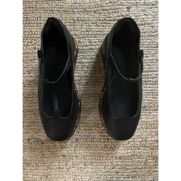 Farm Rio sz 7 Black Platform Mary Jane Ballerina Embroidered Chunky Heel Shoes