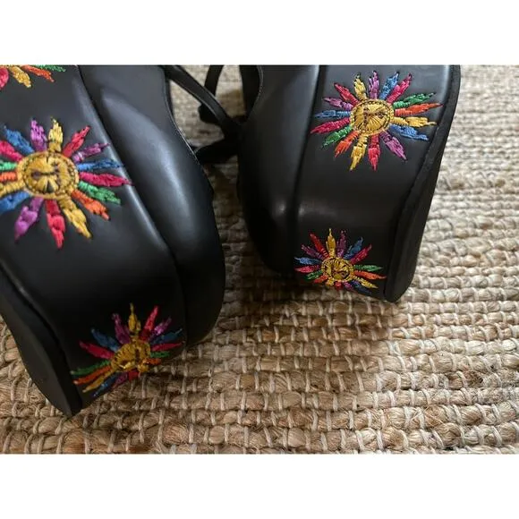 Farm Rio sz 7 Black Platform Mary Jane Ballerina Embroidered Chunky Heel Shoes