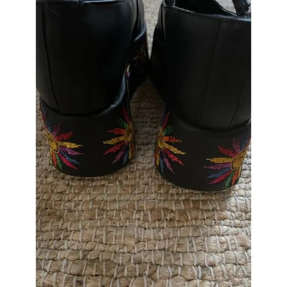 Farm Rio sz 7 Black Platform Mary Jane Ballerina Embroidered Chunky Heel Shoes