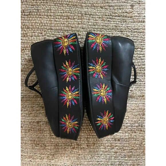 Farm Rio sz 7 Black Platform Mary Jane Ballerina Embroidered Chunky Heel Shoes