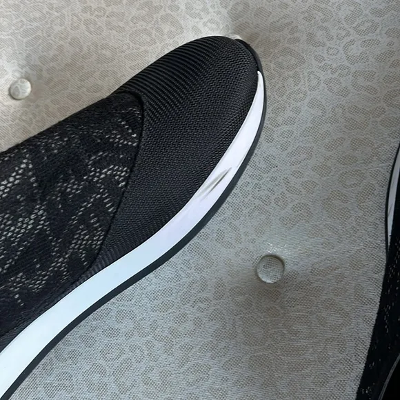 Fendi FF Logo Slip-On Runner Sneakers