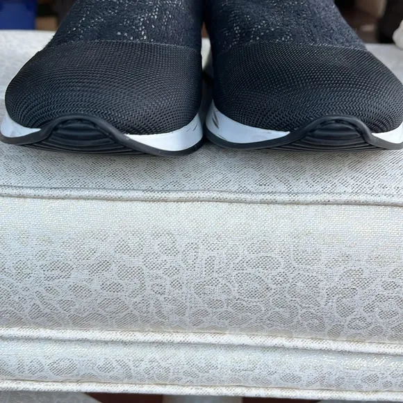 Fendi FF Logo Slip-On Runner Sneakers