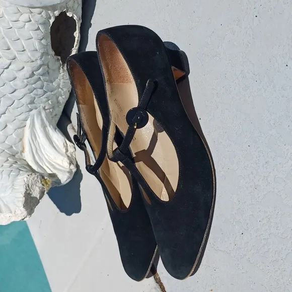Ferragamo Vintage T-strap Suede Black Mary Janes With Mini Heel 7.5 M