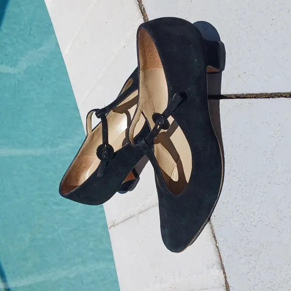 Ferragamo Vintage T-strap Suede Black Mary Janes With Mini Heel 7.5 M
