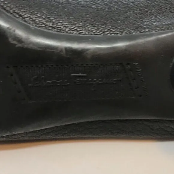 Ferragamo Black Pebbled Leather Pump Shoes 7B