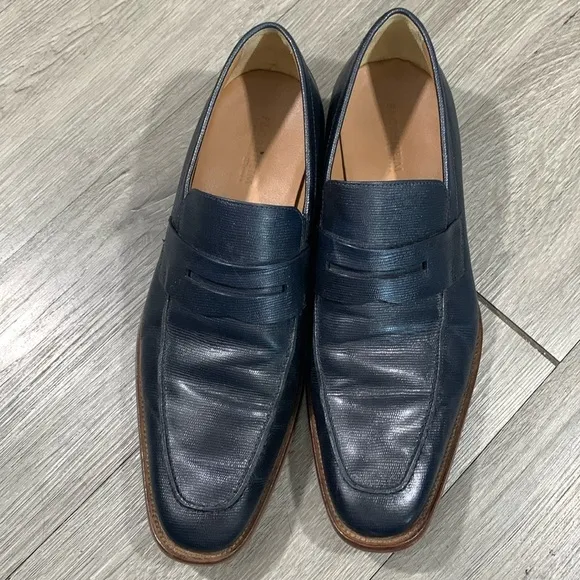 Florsheim Navy Blue Textured Leather Slip-On Loafers size 11 D