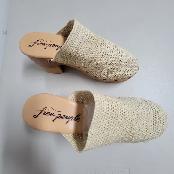 Free People Claudia Crochet Clogs Size 39.