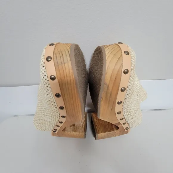 Free People Claudia Crochet Clogs Size 39.