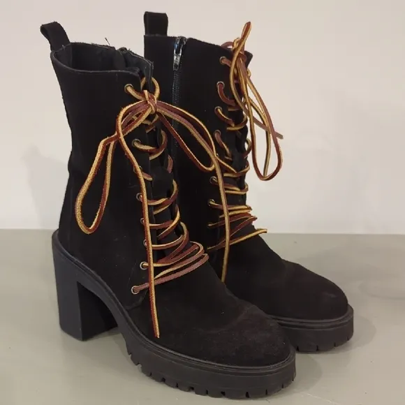 Free People Dylan Lace Up Boots in Black Suede size 37