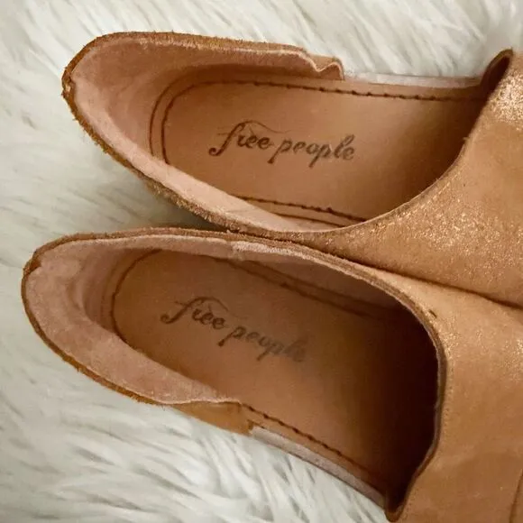 FREE PEOPLE | 'Mont Blanc' Rose Gold Metallic Asymmetrical Sandal | Size 38, 7.5