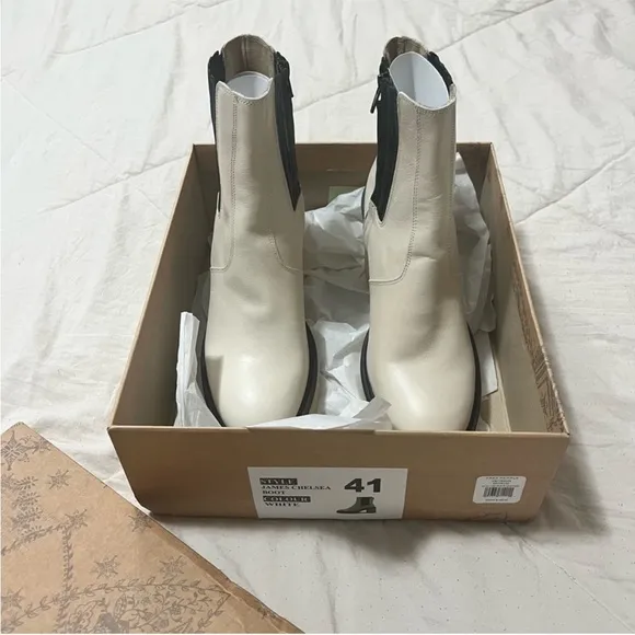 Free People Women’s James Chelsea Chunky Platform Boots White Black Size 9