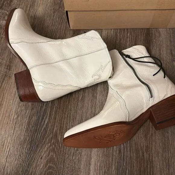 Free People New Frontier White Patent Leather Western Booties OB888602 Size 6
