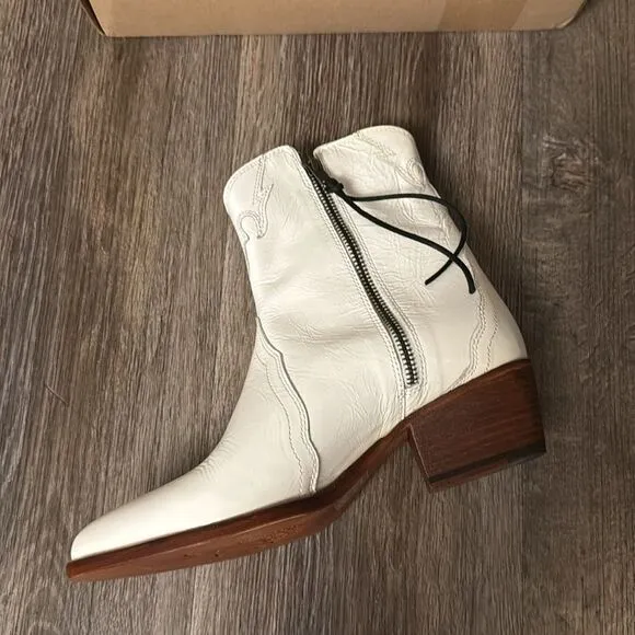 Free People New Frontier White Patent Leather Western Booties OB888602 Size 6