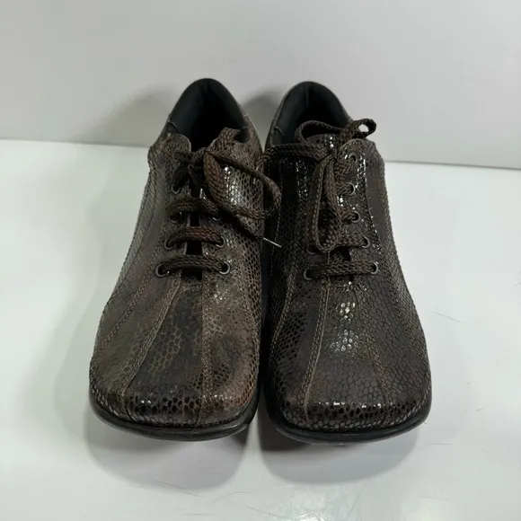 GBX Men’s Shoes sz 7 Vintage Square Toe Y2K #G638