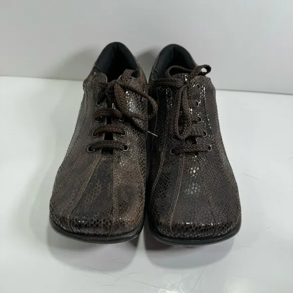 GBX Men’s Shoes sz 7 Vintage Square Toe Y2K #G638